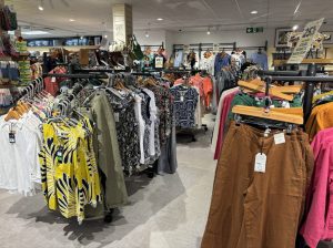 Clothing Department Retailer Spotlight: Harts of Stur