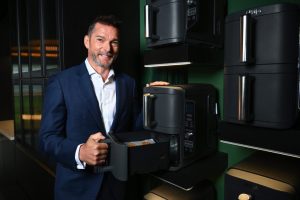 Fred Sirieix with Ninja Double Stack Air Fryer XL Ninja opens doors to air fryer shaped restaurant with Fred Sirieix