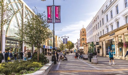 April retail sales boosted by sunshine and late Easter