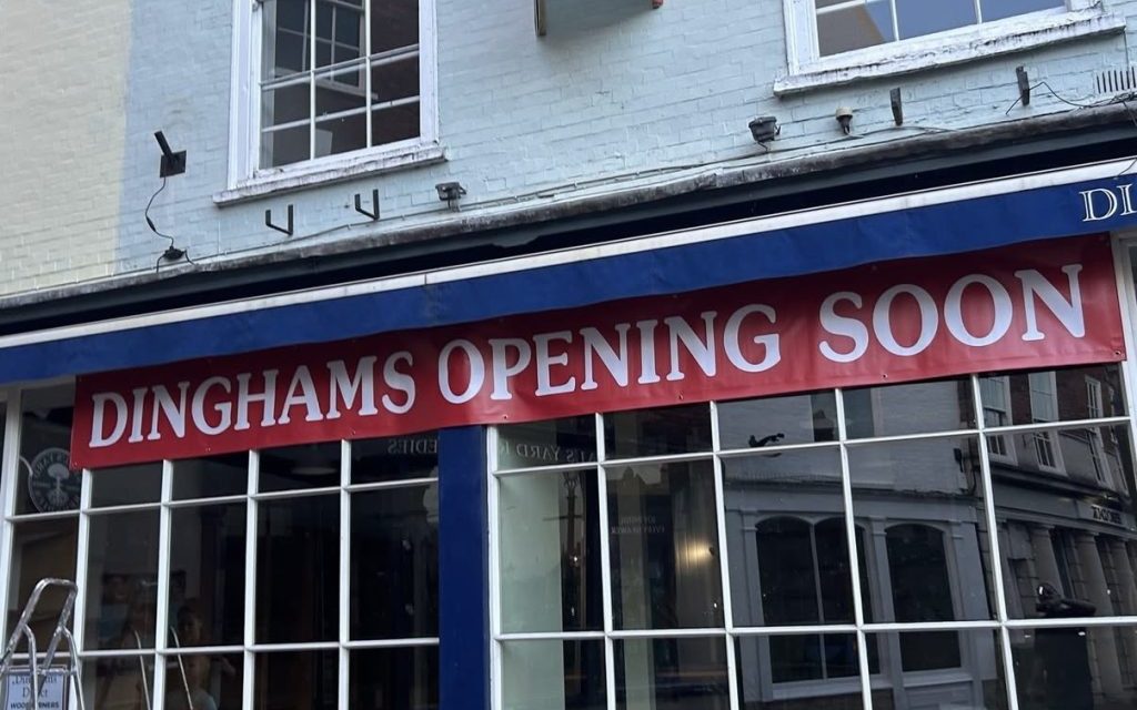 Dinghams reopens in Salisbury