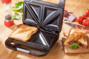 JEA77 Judge Electricals 2 Slice Sandwich Maker 750W Propped 2 Check out the impressive new Judge Stainless Steel Sandwich Toaster