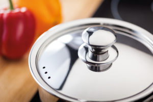 Judge Platina Lid Detail JL04 JL06 JL07 JL22 JL37 JLA1 JLC1 Commanding new cookware from Judge.