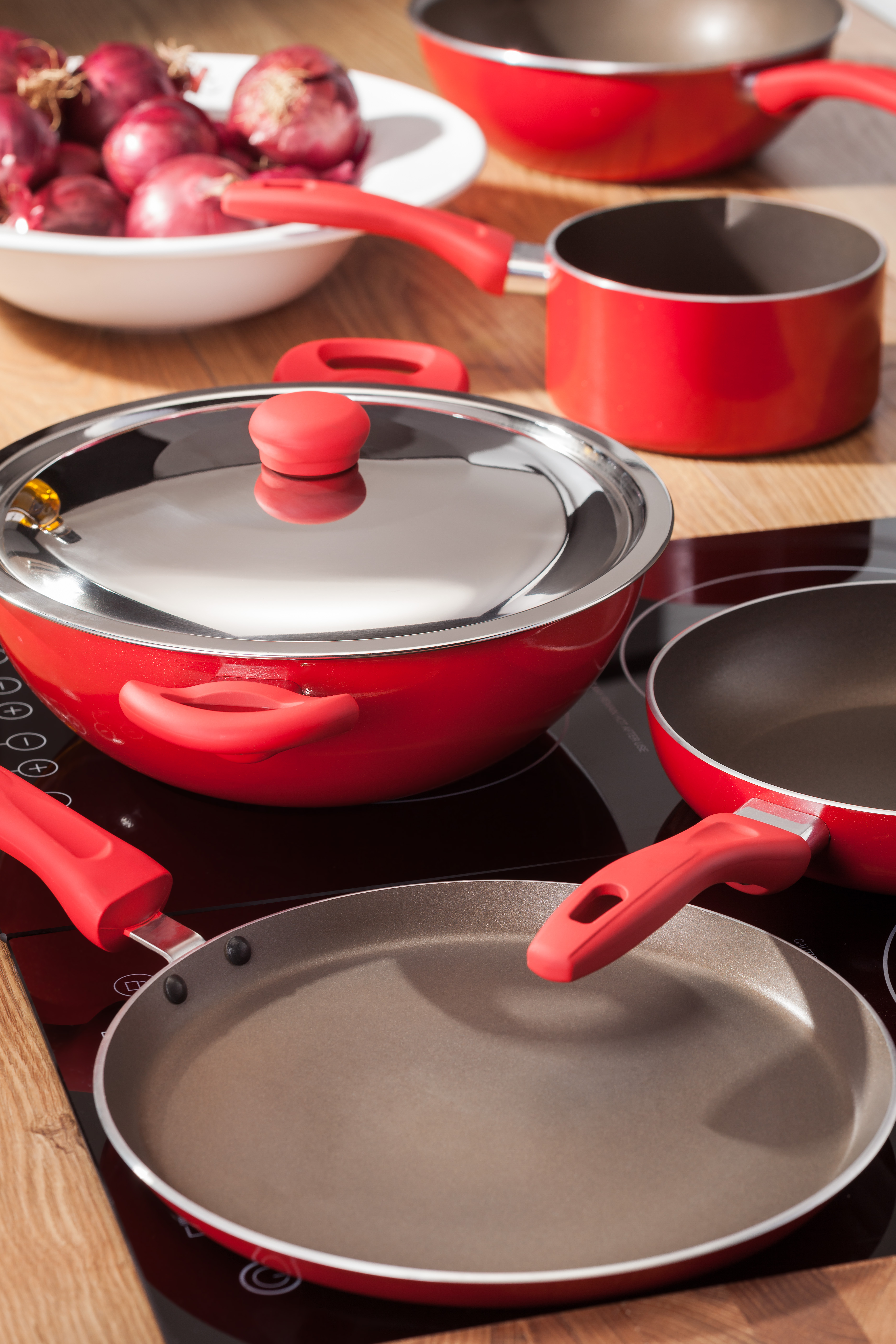 Outstanding Radiant Cookware from Judge