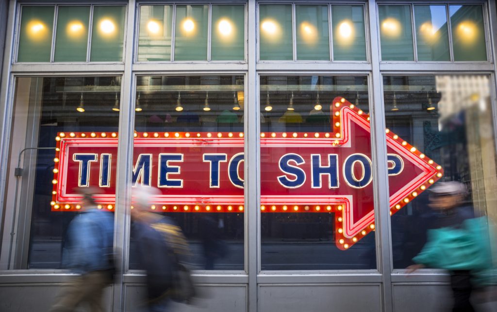 UK consumer confidence bounces back  