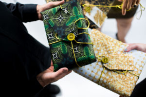 WragWrapReversibleCrackleWra Wrag Wrap introduces reusable Christmas giftwrap made from waste plastic bottles