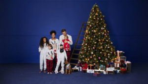 debenhams xmas jobs Debenhams recruits 7,000 staff for Christmas