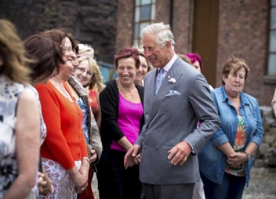 The Prince of Wales opens Middleport Pottery 