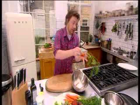 Multitask in the kitchen with the Jamie Oliver 3-in-1 peeler