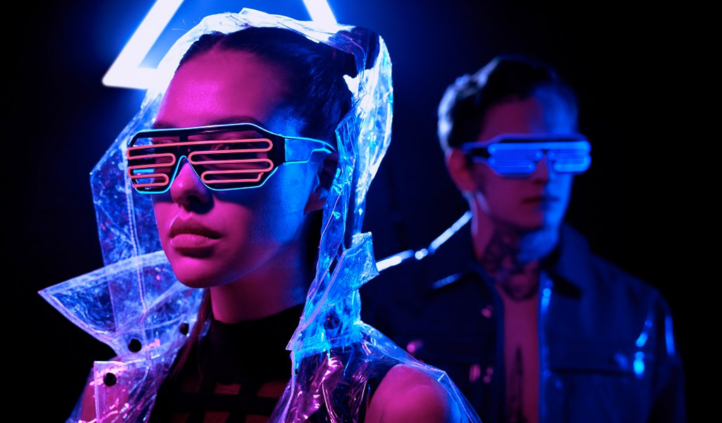 Exclusively reveals style trends: Escapism/Phygital