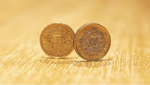 pound coin b etter Tesco stores to accept round £1 coins after Sunday’s deadline