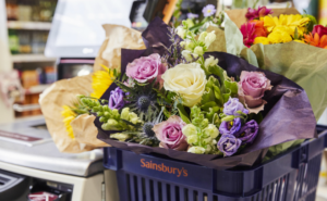 sainsburys flowers Sainsbury’s becomes first retailer to reduce plastic packaging in fresh flowers in 167 stores